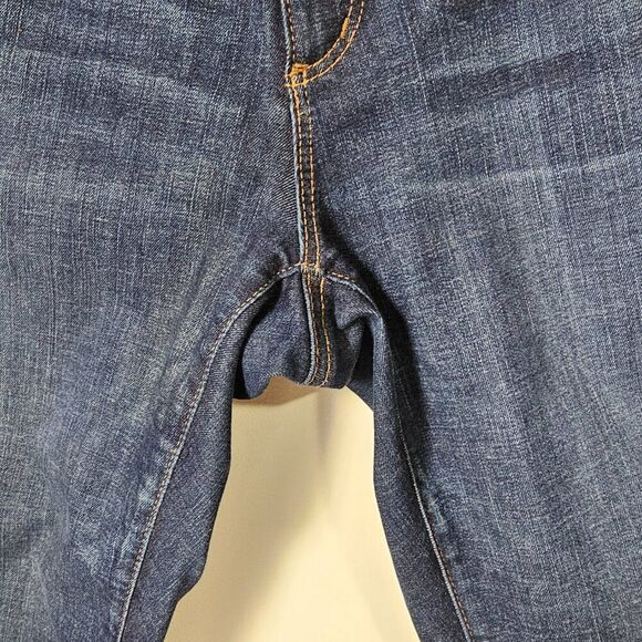 EUC ANN TAYLOR LOFT MADE AND LOVED CURVY KICK CROP JEANS SIZE 10 /30 - Picture 7 of 16